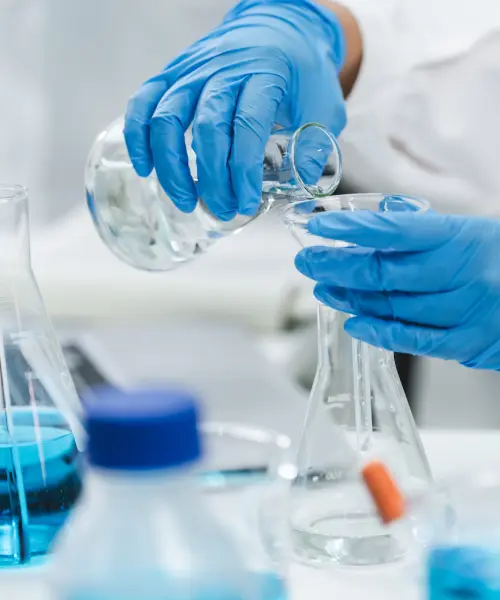 Distribución de productos químicos con garantía, control y continuidad